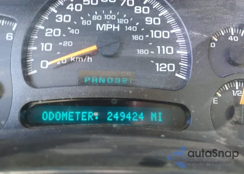 2004 Chevrolet Tahoe Ls z USA, uszkodzony, nr VIN 1GNEC13V04R106662